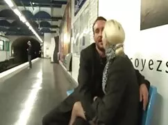 Inocente porno rubia ...